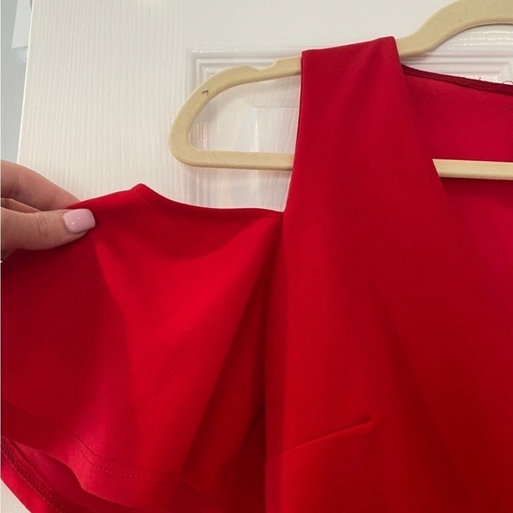 Cold Shoulder Mini Dress - Picture 2 of 4